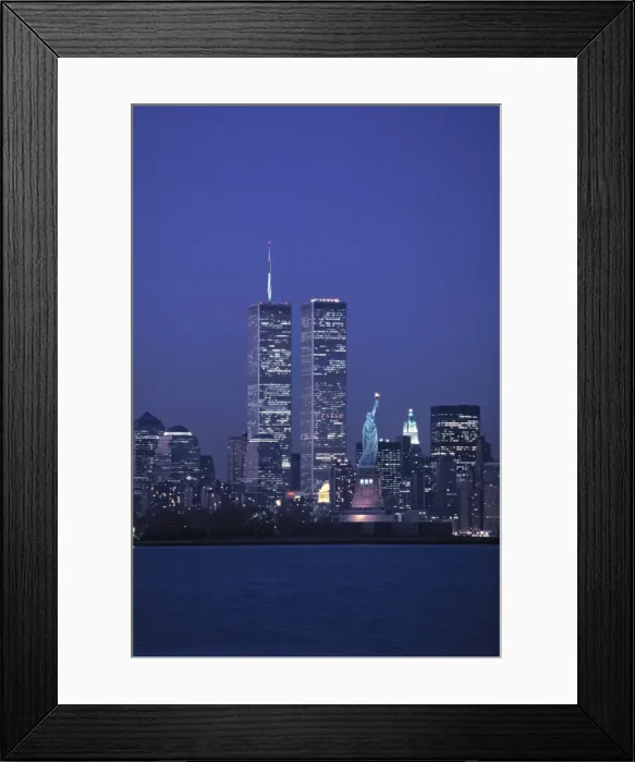 Framed Print : Manhatten, New York City Framed Print : Manhatten, New York City