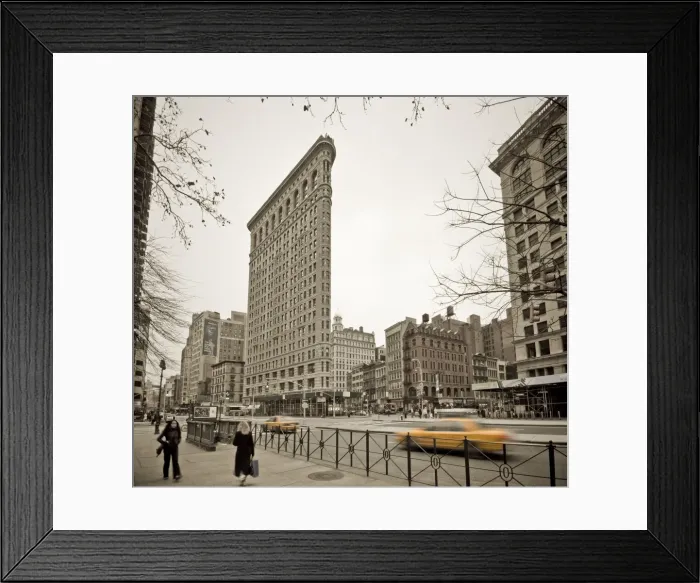 Framed Print : USA, New York City, Fifth Avenue and Broadway, Flatiron Building Framed Print : USA, New York City, Fifth Avenue and Broadway, Flatiron Building