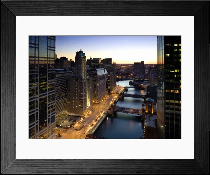 Framed Print : West Wacker Drive, Chicago, Illinois, USA Framed Print : West Wacker Drive, Chicago, Illinois, USA