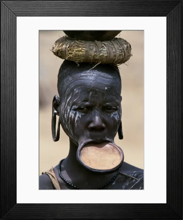 Framed Print : A woman of the Mursi tribe Framed Print : A woman of the Mursi tribe