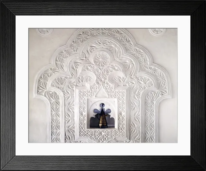 Framed Print : A fine example of decorative Lamu plasterwork gracing Framed Print : A fine example of decorative Lamu plasterwork gracing