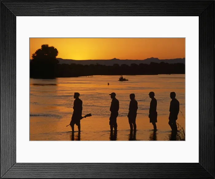 Framed Print : Walking safari from Bilimungwe Bushcamp cross the Kapamba