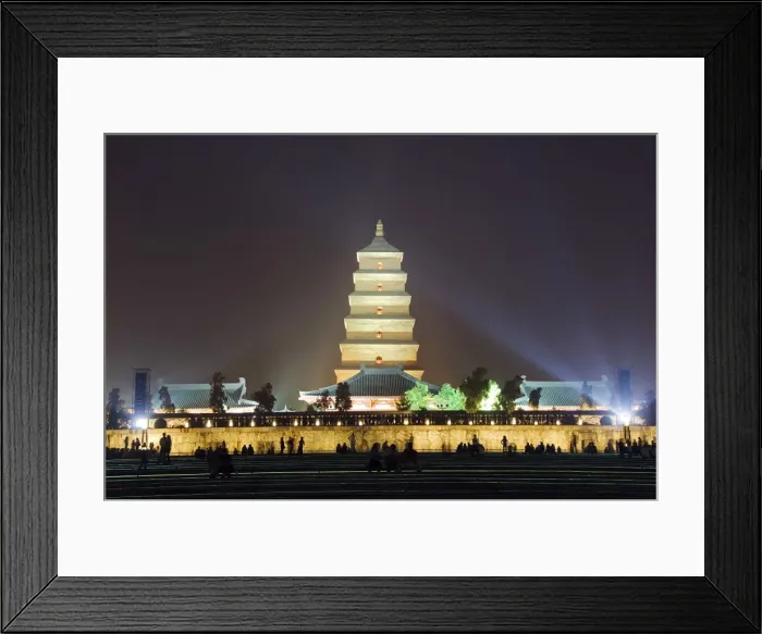Framed Print : A night time water show at the Big Goose Pagoda Park Framed Print : A night time water show at the Big Goose Pagoda Park