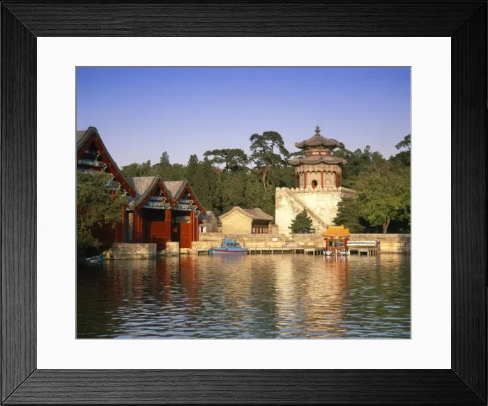 Framed Print : Kunming Hu lake, Summer Palace Park, Summer Palace, Beijing, China Framed Print : Kunming Hu lake, Summer Palace Park, Summer Palace, Beijing, China