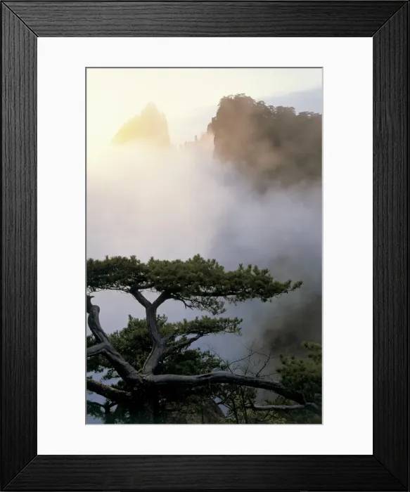 Framed Print : Huang Shan Mountains, Anhui province, China Framed Print : Huang Shan Mountains, Anhui province, China