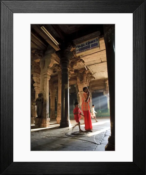 Framed Print : Local Indians praying at Sri Ranganathasvami Temple Framed Print : Local Indians praying at Sri Ranganathasvami Temple