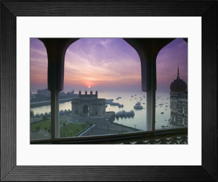 Framed Print : Gateway of India, Mumbai (Bombay), India Framed Print : Gateway of India, Mumbai (Bombay), India