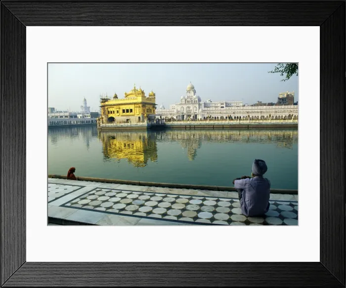 Framed Print : A Sikh pilgrim pauses for reflection by Amrit Sarovar Framed Print : A Sikh pilgrim pauses for reflection by Amrit Sarovar