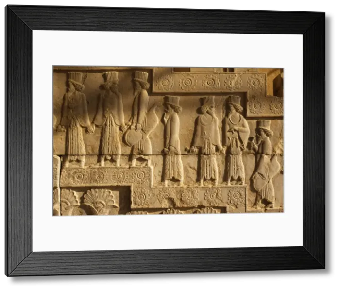 Framed Print : Iran, Shiraz, Persepolis Framed Print : Iran, Shiraz, Persepolis