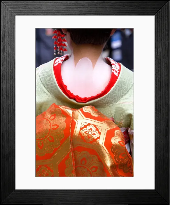 Framed Print : Maiko (apprentice Geisha), Gion district, Kyoto, Japan