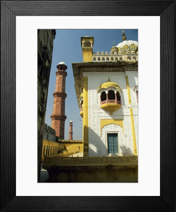 Framed Print : The Cenotaph of Maharajah Ranjit Singh Framed Print : The Cenotaph of Maharajah Ranjit Singh