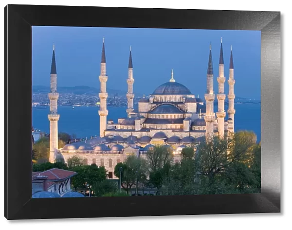 Blue Mosque, Sultanahmet, Bosphorus, Istanbul, Turkey