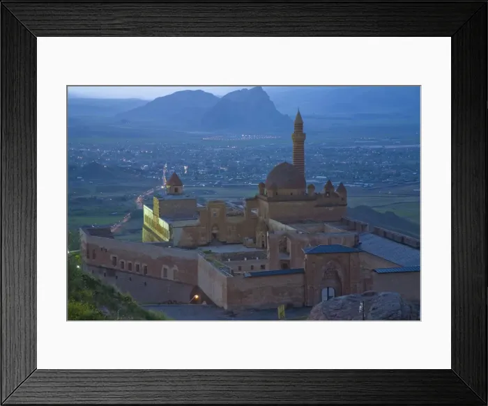 Framed Print : Turkey, Eastern Turkey, Dogubayazit, Ishak Pasa Palace Framed Print : Turkey, Eastern Turkey, Dogubayazit, Ishak Pasa Palace