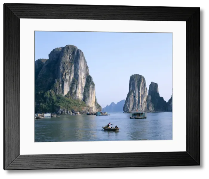 Framed Print : Halong Bay / Karst Limestone Rocks / House Boats Framed Print : Halong Bay / Karst Limestone Rocks / House Boats