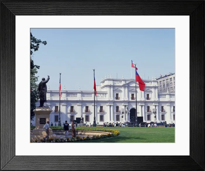 Framed Print : Palacio de la Moneda Parliament Building Framed Print : Palacio de la Moneda Parliament Building