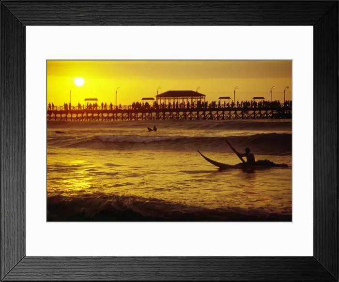 Framed Print : A pescador Framed Print : A pescador