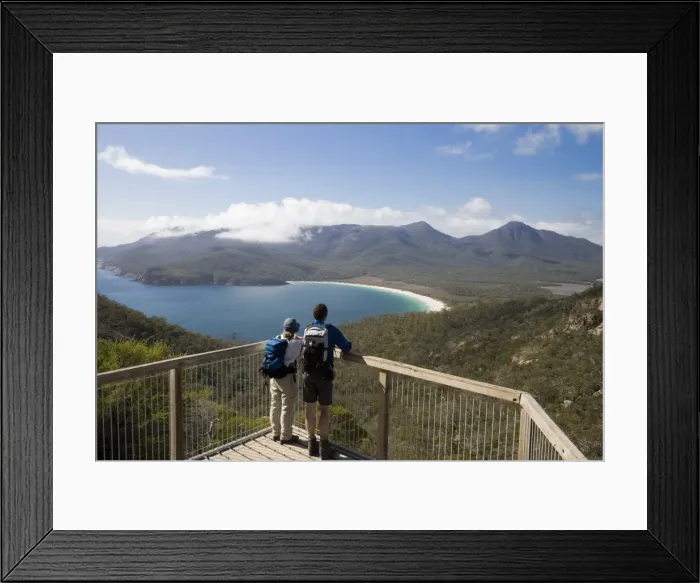 Framed Print : Wineglass Bay lookout on the Freycinet Peninsula Framed Print : Wineglass Bay lookout on the Freycinet Peninsula