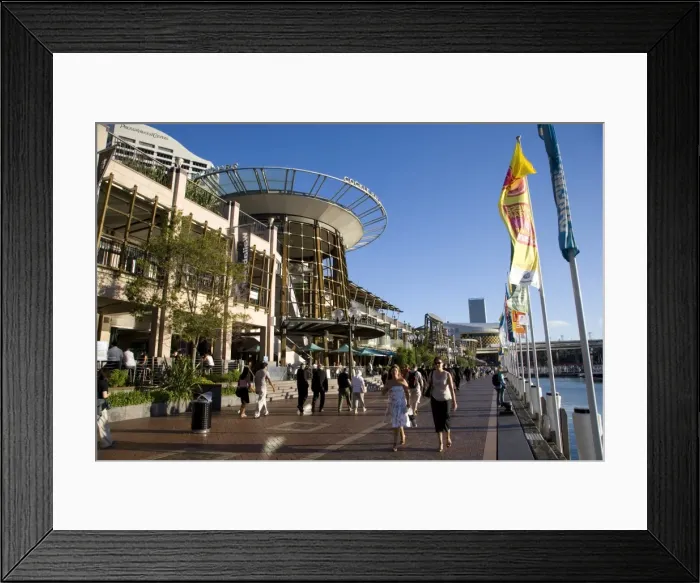 Framed Print : The bars and reataurants of Cockle Bay Wharf in Darling Harbour Framed Print : The bars and reataurants of Cockle Bay Wharf in Darling Harbour