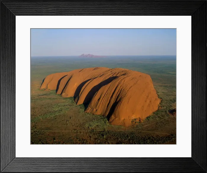 Framed Print : Uluru (Ayers Rock) Framed Print : Uluru (Ayers Rock)