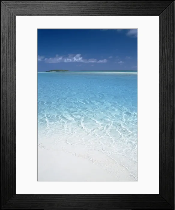 Framed Print : Aitutaki Lagoon, Aitutaki, Polynesia / South Pacific, Cook Islands Framed Print : Aitutaki Lagoon, Aitutaki, Polynesia / South Pacific, Cook Islands