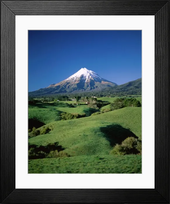 Framed Print : Mt. Egmont (Mt Framed Print : Mt. Egmont (Mt