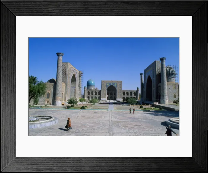 Framed Print : The Registan Square, built in 15th to 17th century Framed Print : The Registan Square, built in 15th to 17th century