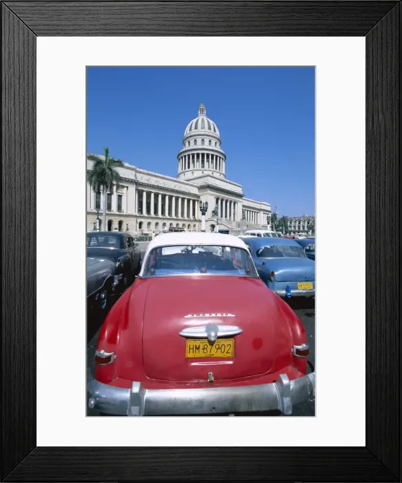 Framed Print : Vintage Cars & Capitol Building (Capitolio), Havana (Habana), Cuba