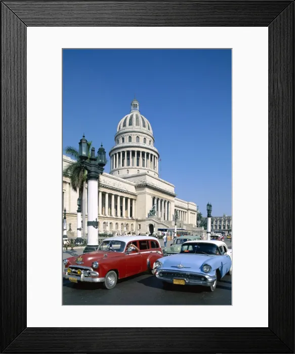 Framed Print : Vintage Cars & Capitol Building (Capitolio), Havana (Habana), Cuba Framed Print : Vintage Cars & Capitol Building (Capitolio), Havana (Habana), Cuba