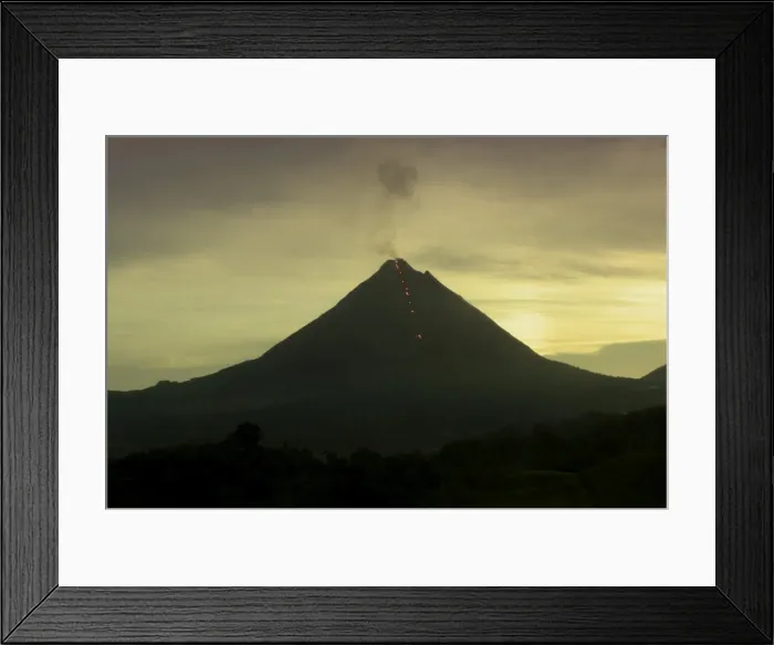 Framed Print : Arenal Volcano, Costa Rica Framed Print : Arenal Volcano, Costa Rica