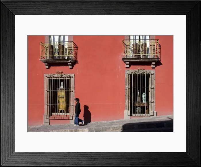 Framed Print : Old colonial streets, San Miguel de Allende, Guanajuato state, Mexico Framed Print : Old colonial streets, San Miguel de Allende, Guanajuato state, Mexico