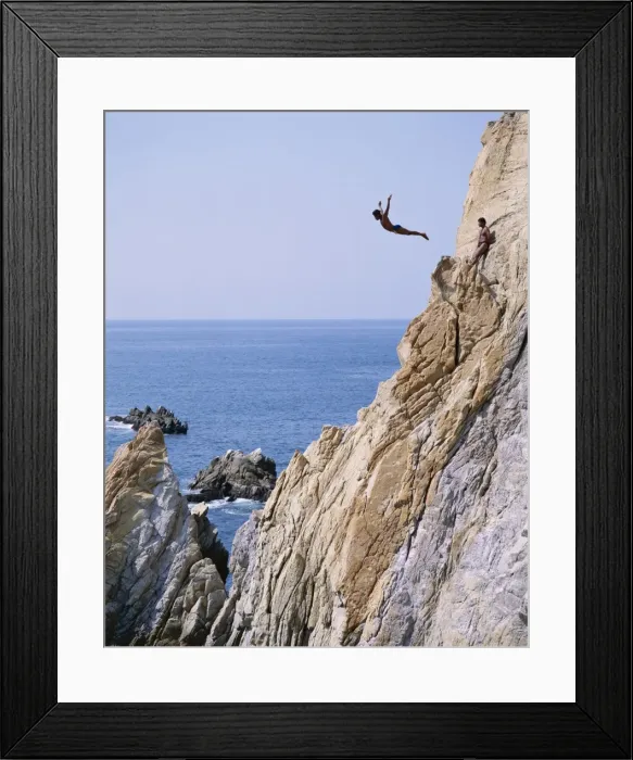Framed Print : La Quebrada / Cliff Diver Framed Print : La Quebrada / Cliff Diver