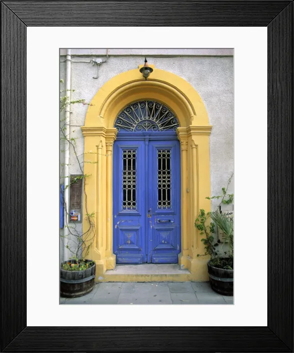 Framed Print : 1900 Art Cafe