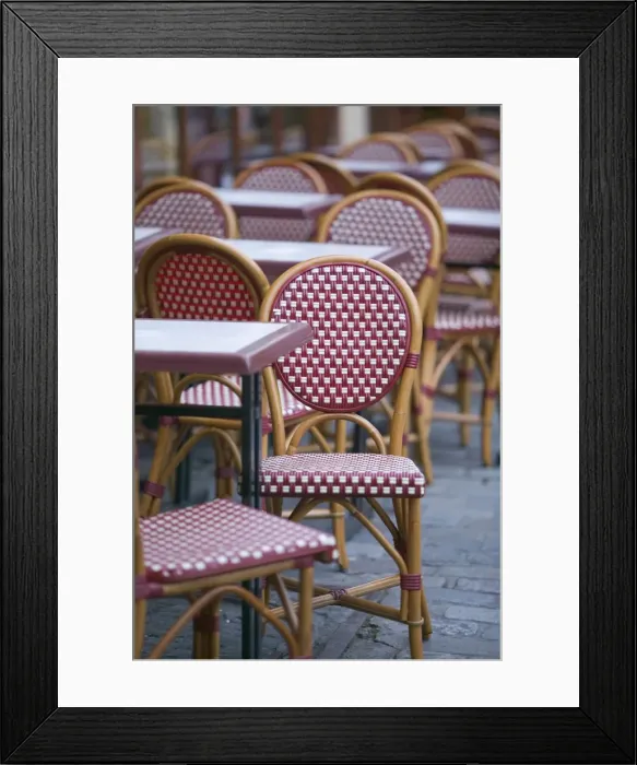 Framed Print : Place du Tetre, Montmartre, Paris, France Framed Print : Place du Tetre, Montmartre, Paris, France