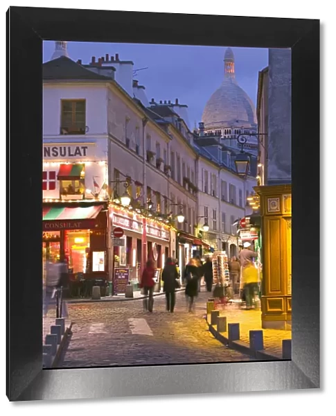 Rue Norvins & Sacre Coeur, Montmartre, Paris, France