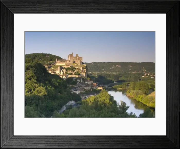 Framed Print : Chateau at Beynac-et-Cazenac & Dordogne River Framed Print : Chateau at Beynac-et-Cazenac & Dordogne River