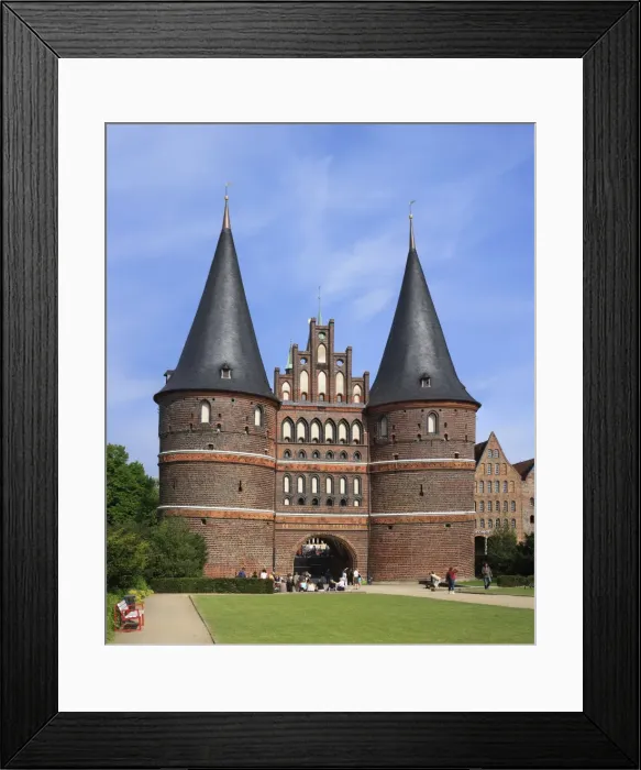 Framed Print : Town gate Holstentor (1478) Framed Print : Town gate Holstentor (1478)
