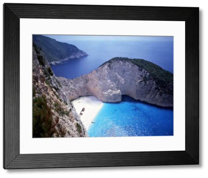 Framed Print : Navagio, Zante (Zakynthos) Framed Print : Navagio, Zante (Zakynthos)