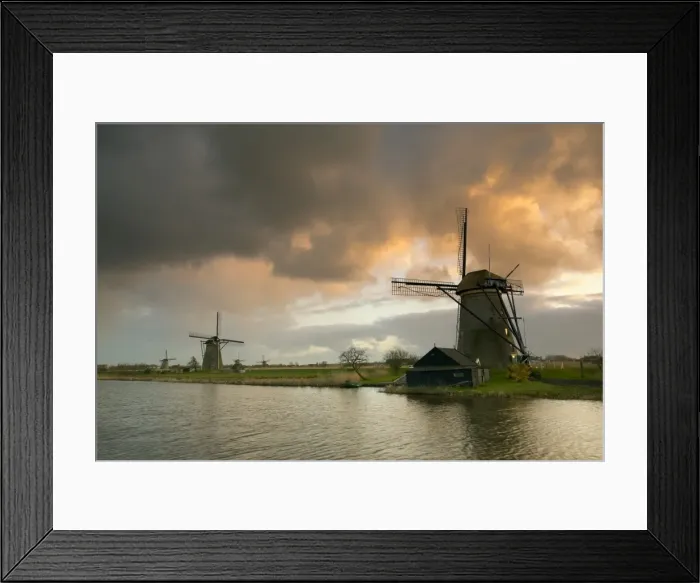 Framed Print : Kinderdijk windmills (UNESCO world heritage site), Zuid, Holland Framed Print : Kinderdijk windmills (UNESCO world heritage site), Zuid, Holland