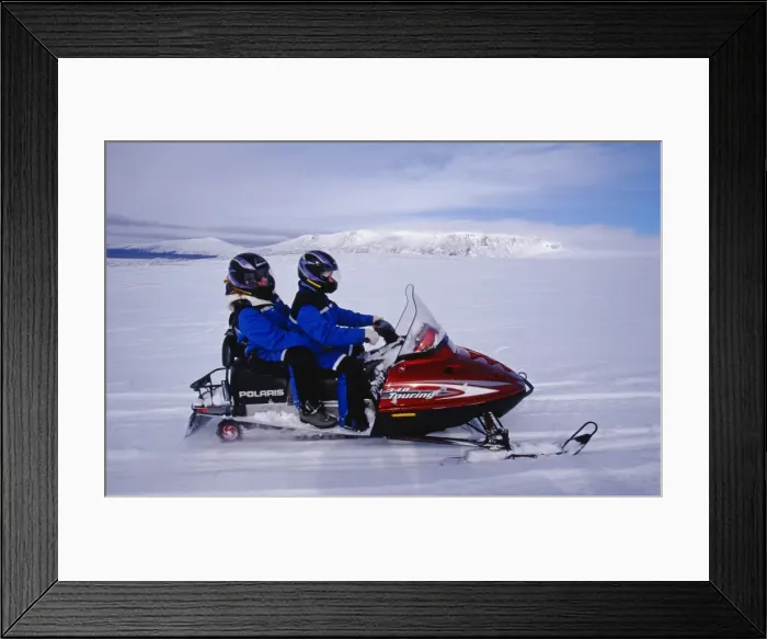 Framed Print : Skidoo crossing the Langjokull Icecap Framed Print : Skidoo crossing the Langjokull Icecap