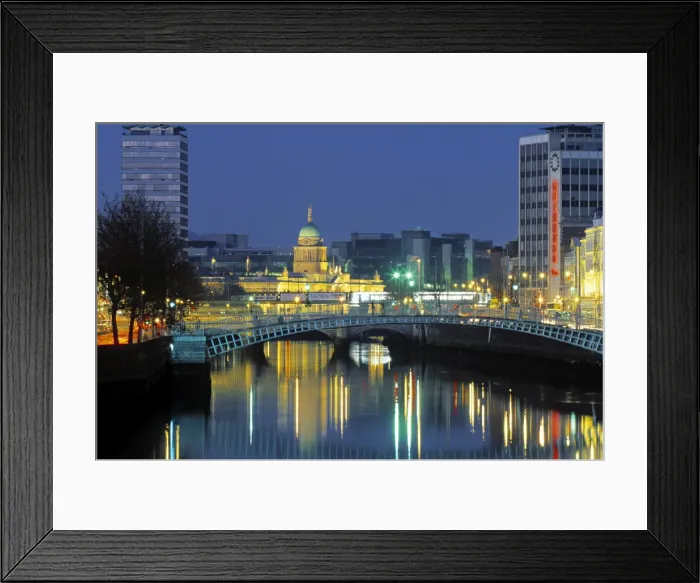 Framed Print : Half Penny Bridge and Custom House Framed Print : Half Penny Bridge and Custom House