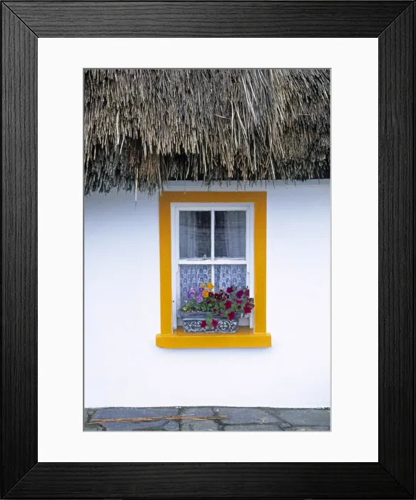 Framed Print : Cottage, Doolin, Co Framed Print : Cottage, Doolin, Co