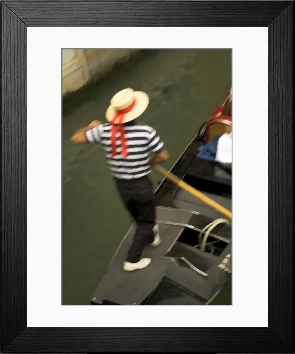 Framed Print : Gondolier, Venice Framed Print : Gondolier, Venice