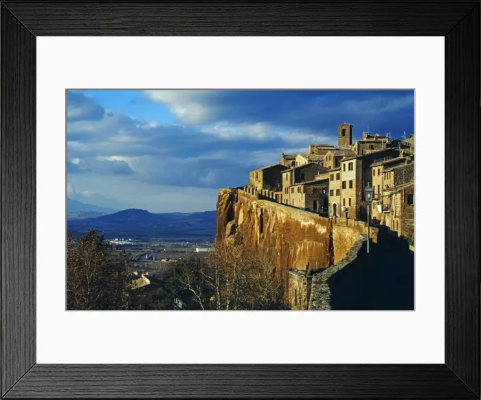 Framed Print : One of the regions great Etruscan towns Framed Print : One of the regions great Etruscan towns