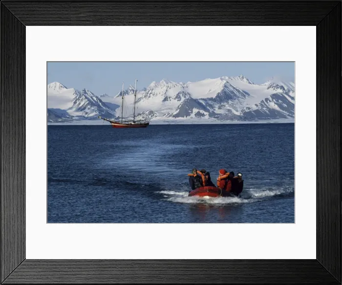 Framed Print : Shore landing made by zodiac from the Noordelicht Framed Print : Shore landing made by zodiac from the Noordelicht