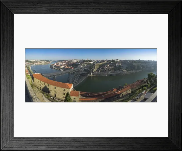 Framed Print : River Douro & Dom Luis I Bridge, Porto, Portugal Framed Print : River Douro & Dom Luis I Bridge, Porto, Portugal