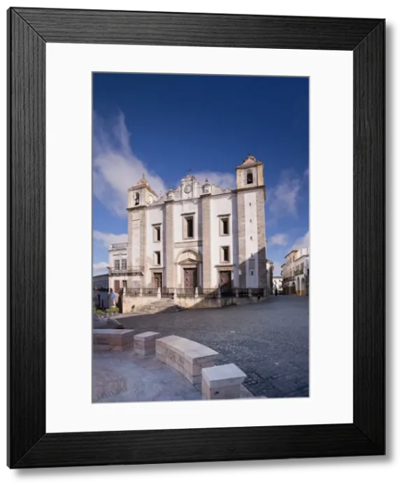 Framed Print : Praca do Giraldo and Ingreja Santo Antao Framed Print : Praca do Giraldo and Ingreja Santo Antao