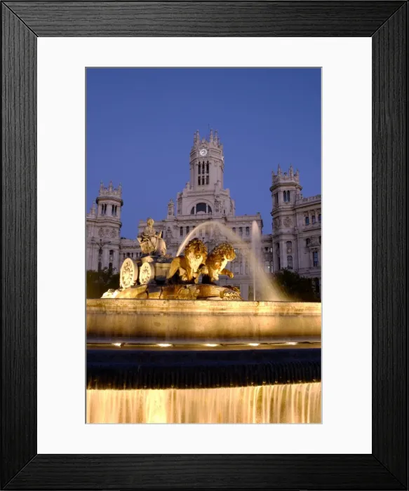 Framed Print : La Cibeles Fountain, Plaza de La Cibeles, Madrid, Spain Framed Print : La Cibeles Fountain, Plaza de La Cibeles, Madrid, Spain