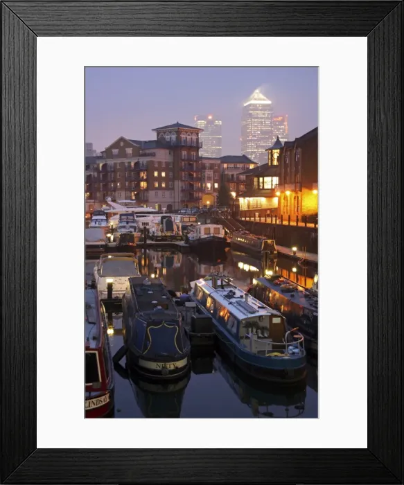 Framed Print : UK, England, London Framed Print : UK, England, London