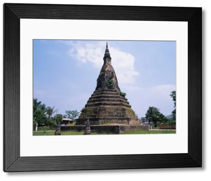 Framed Print : That Dam, built during the 14th Century it is known Framed Print : That Dam, built during the 14th Century it is known