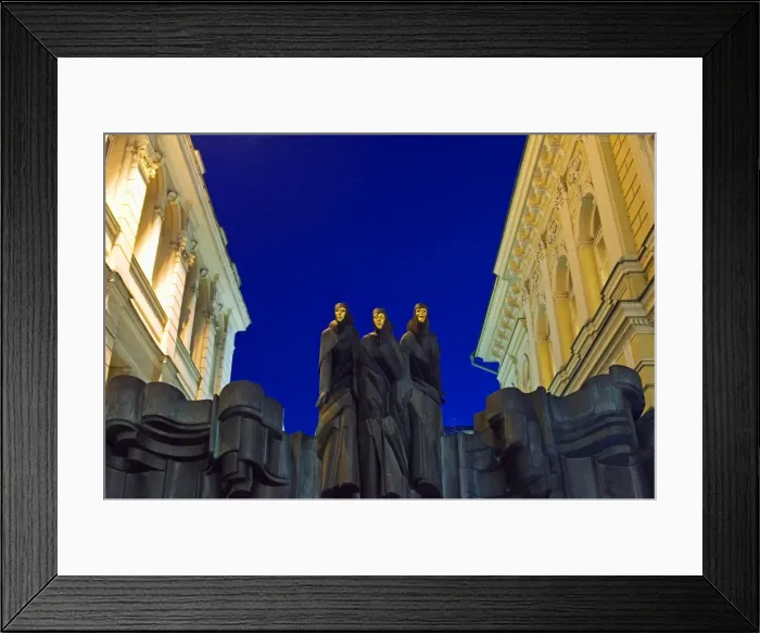 Framed Print : Rights Managed Framed Print : Rights Managed